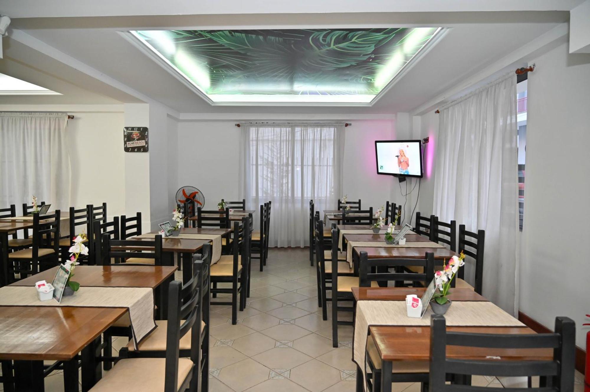 Hotel Globo Durres Exterior photo