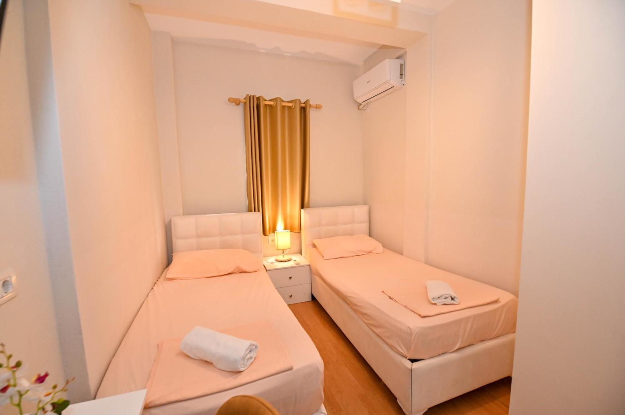Hotel Globo Durres Exterior photo