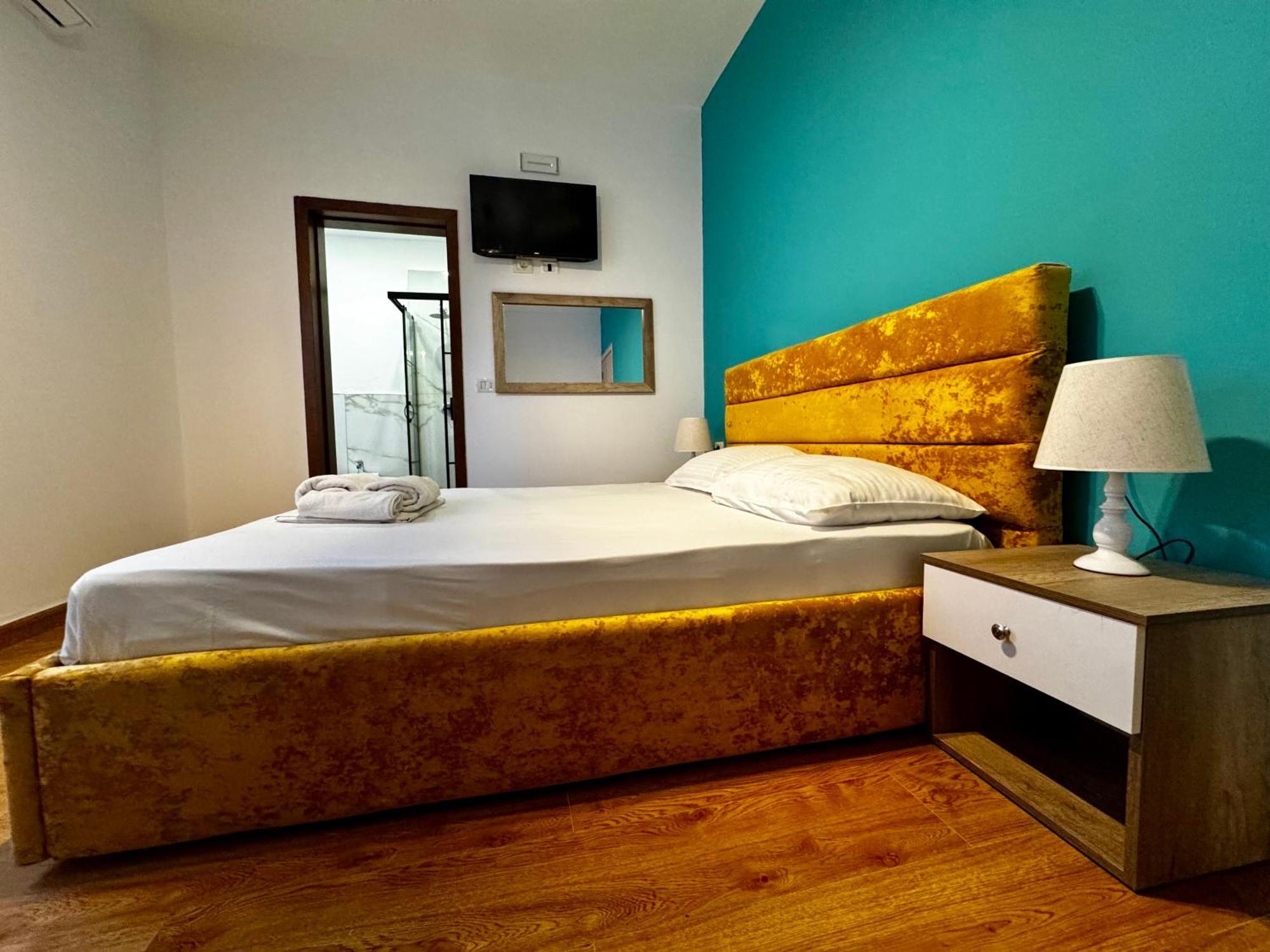 Hotel Globo Durres Exterior photo