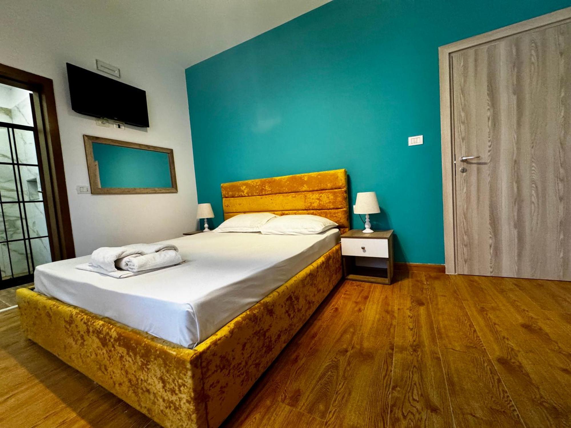 Hotel Globo Durres Exterior photo